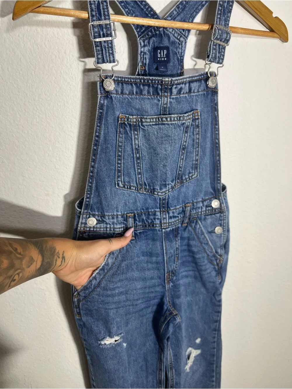 GAP • kids denim distressed overalls size medium